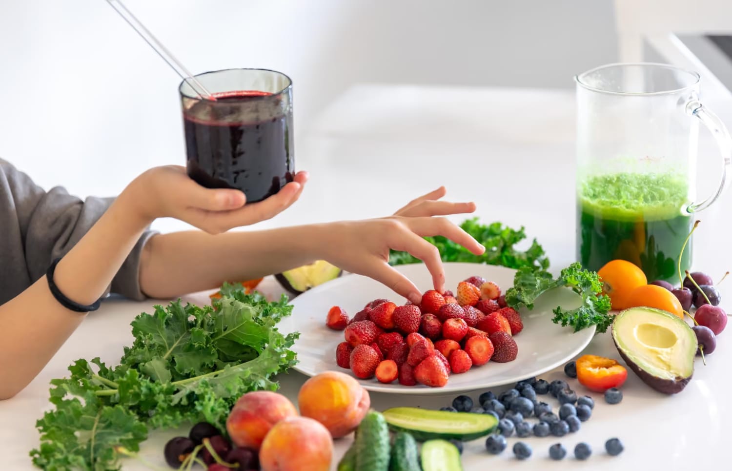 Alimentazione e benessere delle vie urinarie: quali cibi privilegiare e quali limitare