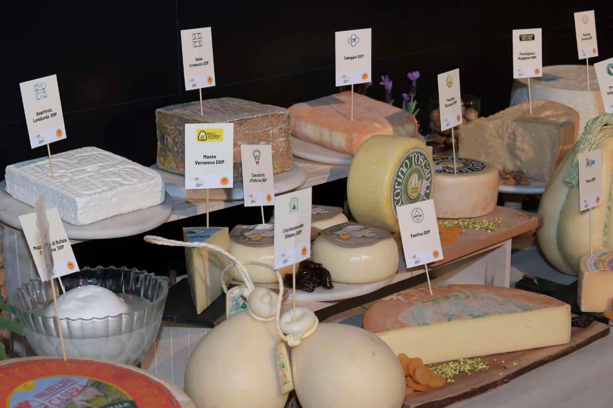 Dopo il Prosecco, anche i formaggi italiani conquistano Parigi