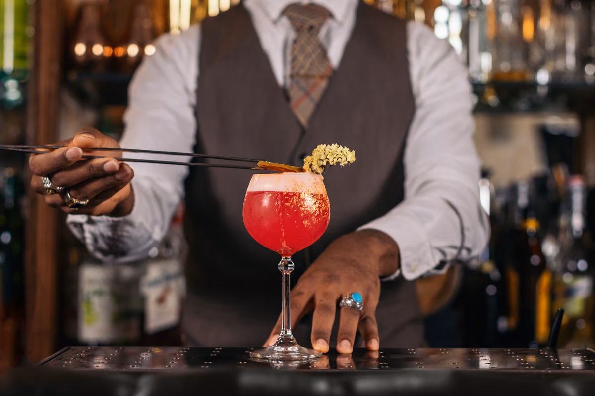 Un signature drink deve raccontare un'idea riconoscibile, mantenendo coerenza ed equilibrio nel gusto
