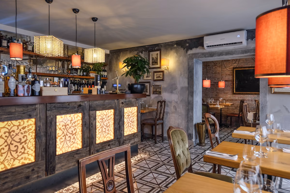 Il ristorante “più romantico d'Italia” ha solo 18 coperti e si trova a Venezia
