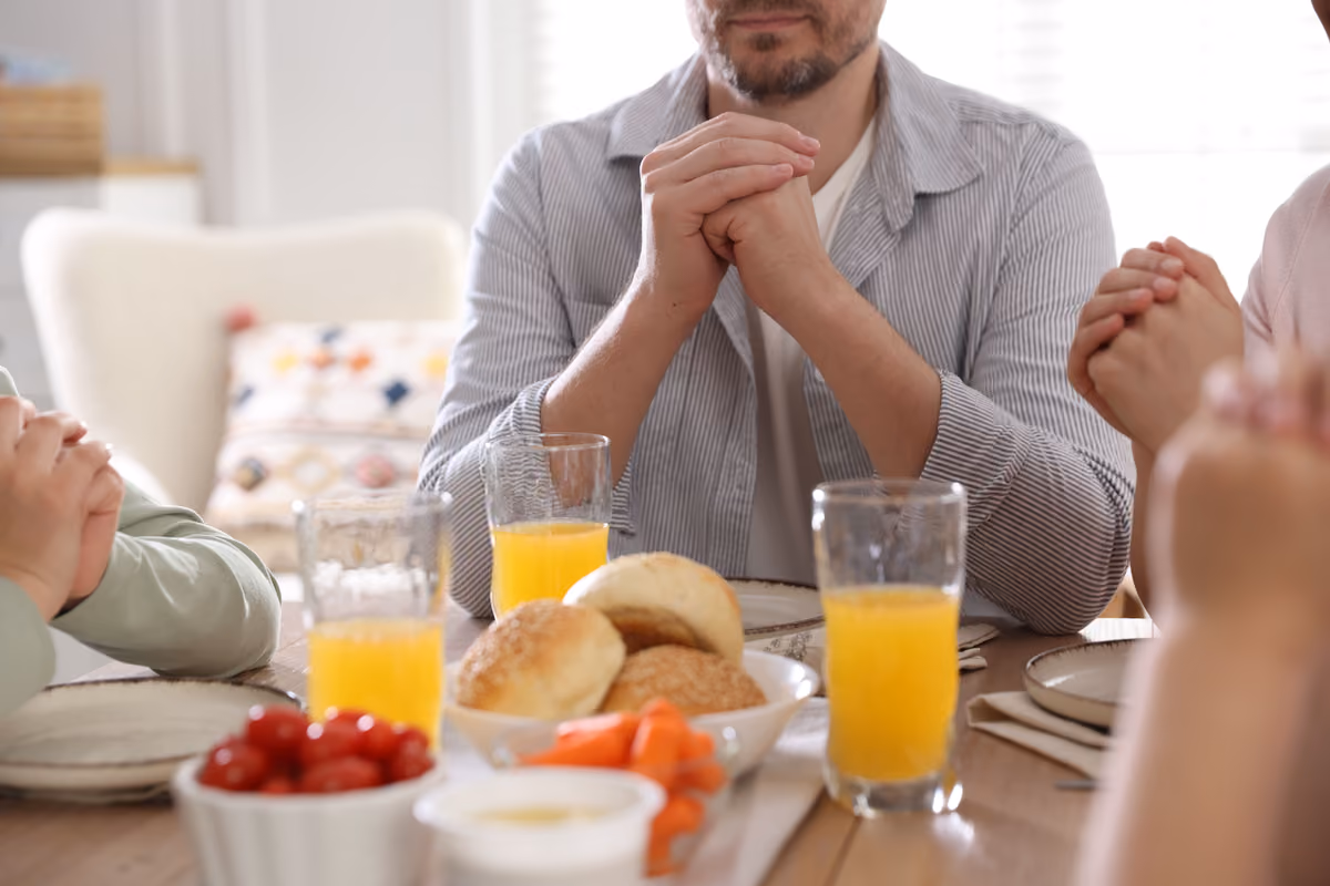 Il Corano nelle mense italiane? Il rapporto fra cibo e religione oltre le polemiche