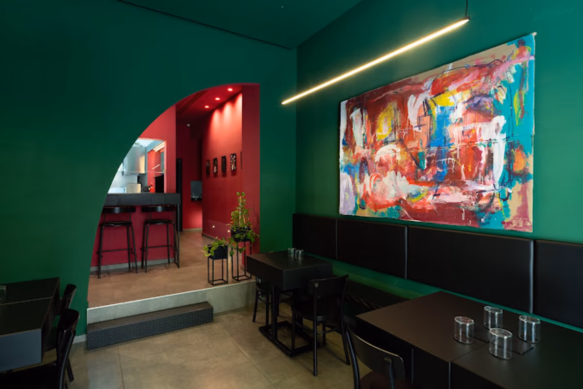 Un angolo della sala del ristorante Apron