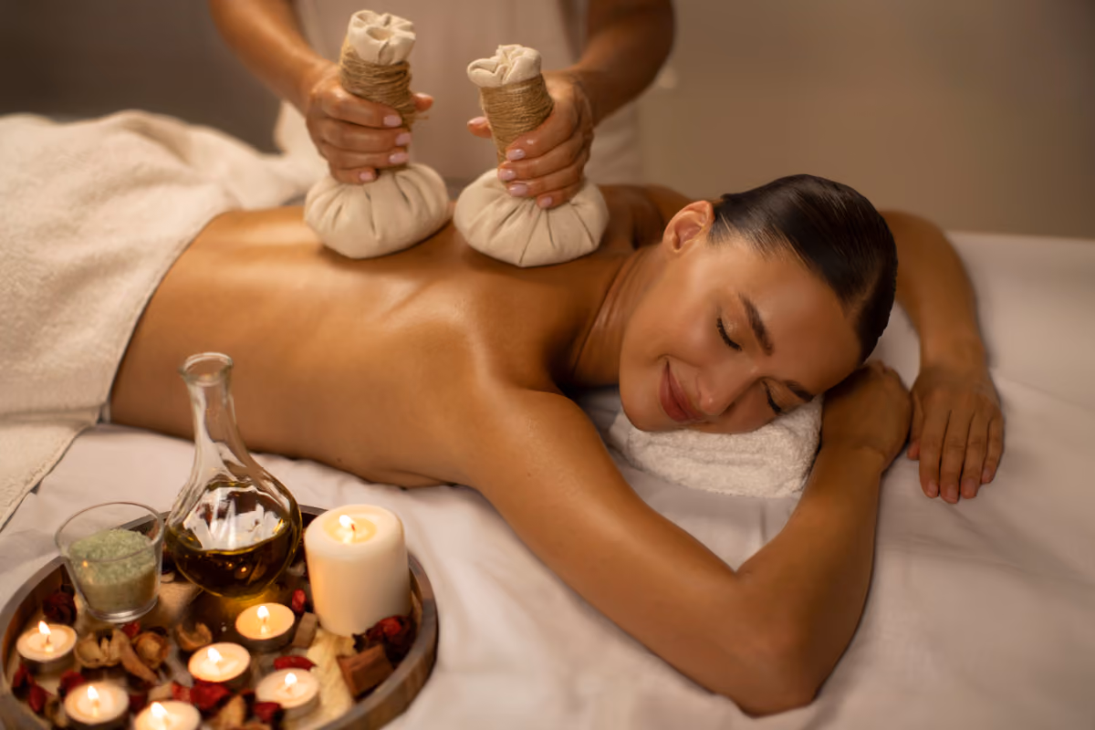 Nel Veronese c'è un hotel dove l'autunno si vive tra rituali botanici e sauna alle erbe