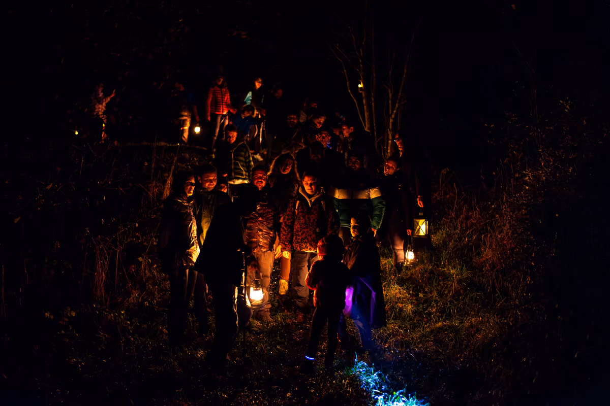 Leggende celtiche e cjarsòns: così si festeggia Halloween nei boschi della Carnia