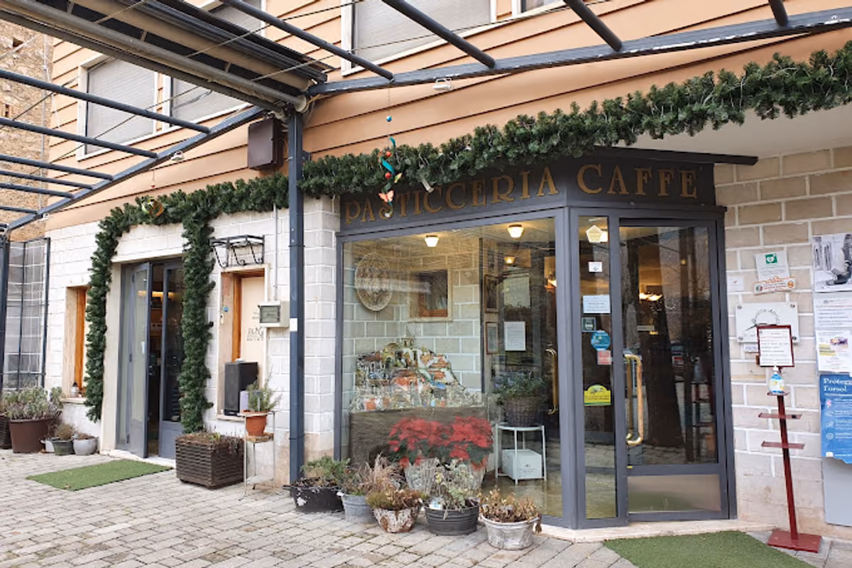 L'attuale sede della Pasticceria Di Masso a Scanno (Aq)