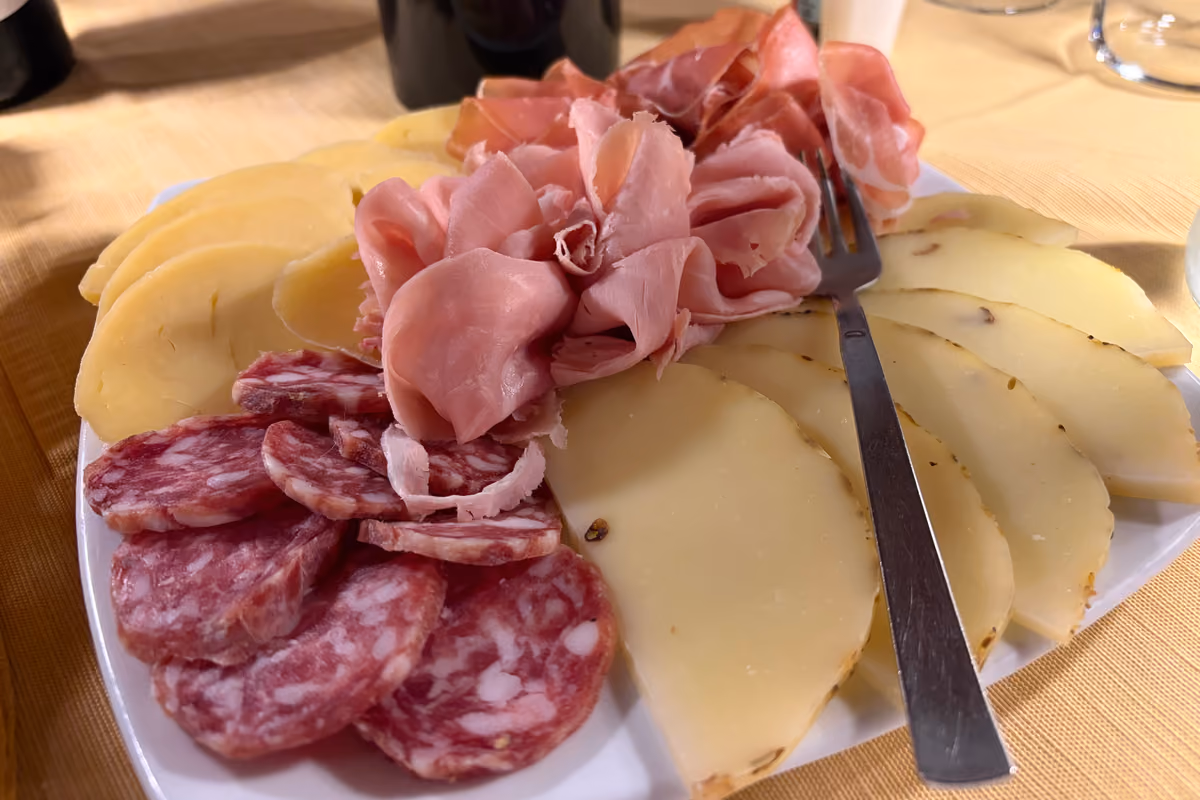 A Corleone il Catarratto cresce a 900 metri: così l'altitudine cambia il vino siciliano
