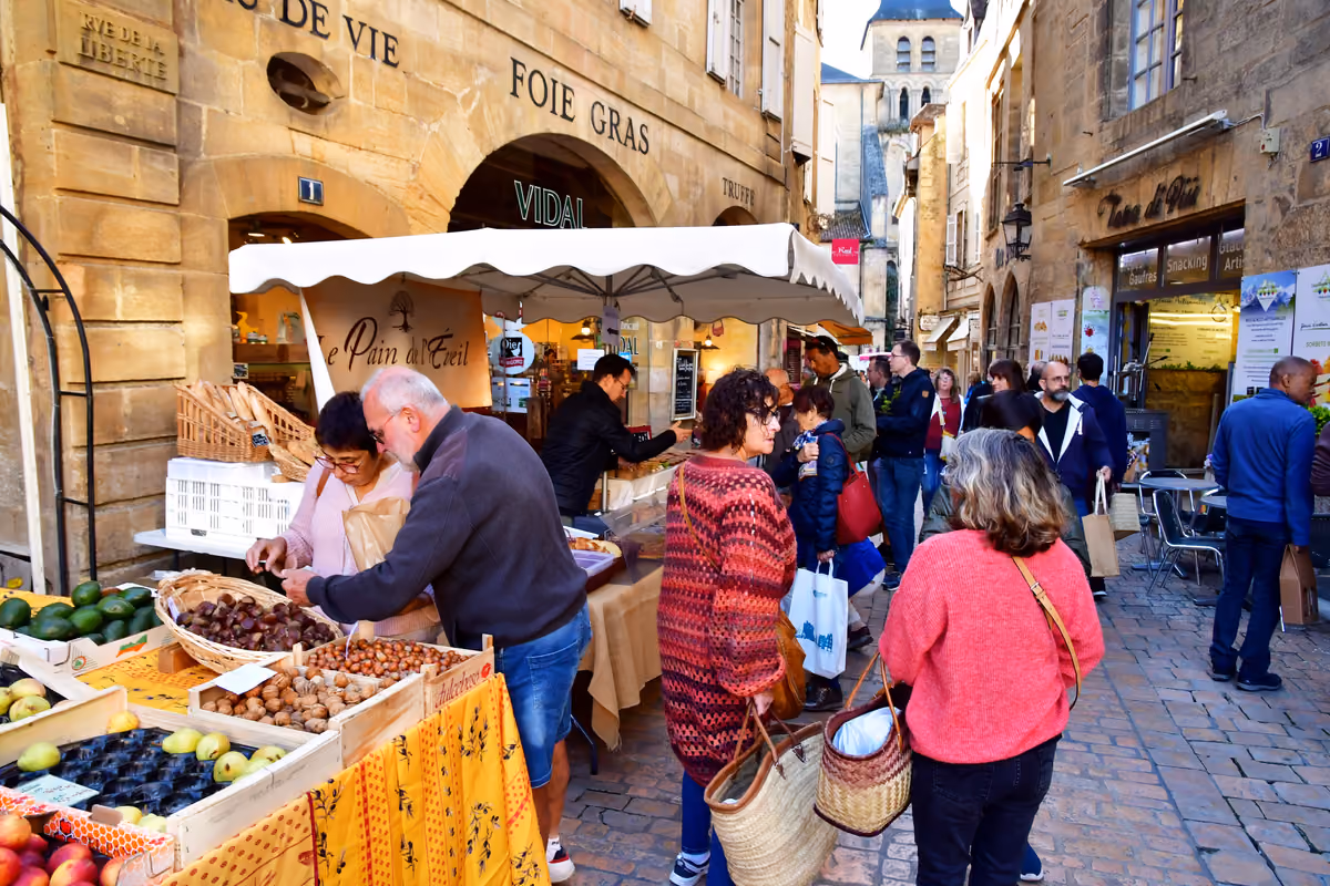 In Francia c'è una città medievale che è anche una capitale della gastronomia