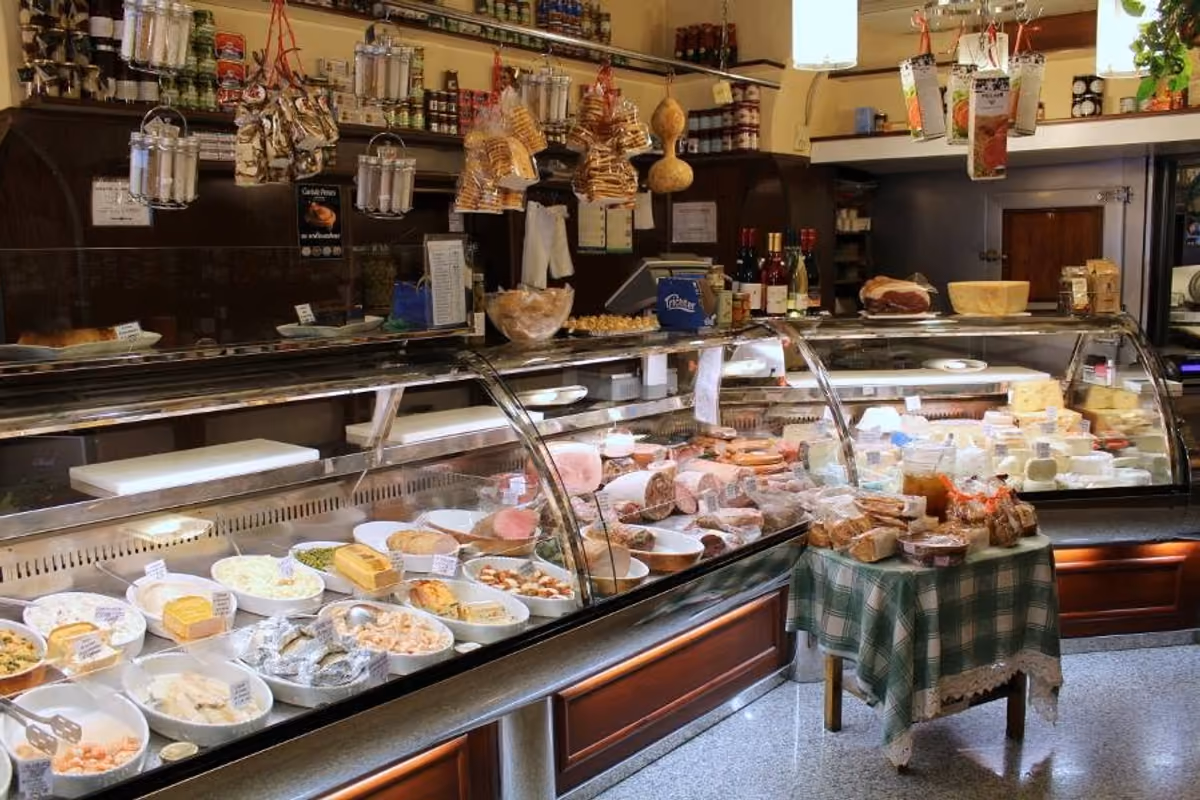 Anni e anni di sapori: ecco quattro botteghe storiche che resistono a Torino