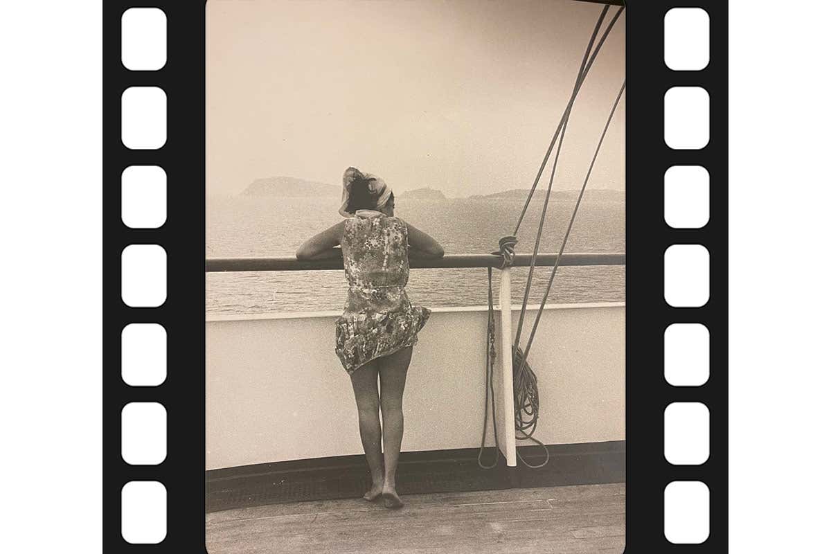 Traghetto lungo lo stretto di Messina, Anni ’60 Traghetto lungo lo stretto di Messina, Anni ’60 Traghetto lungo lo stretto di Messina, Anni ’60 Traghetto lungo lo stretto di Messina, Anni ’60