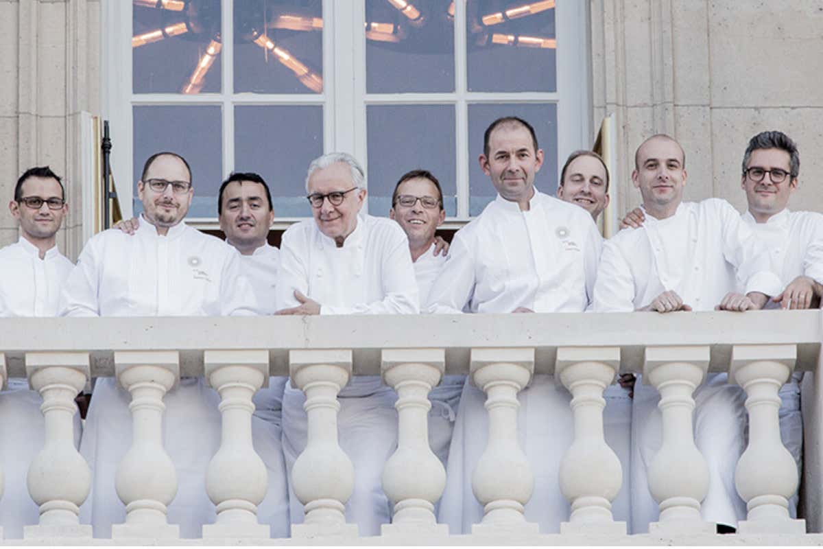 Alain Ducasse, lo chef più stellato al mondo con 14 stelle Michelin nel 2022 Alain Ducasse a Roma con l’hotel Romeo in “sfida” con il Bulgari