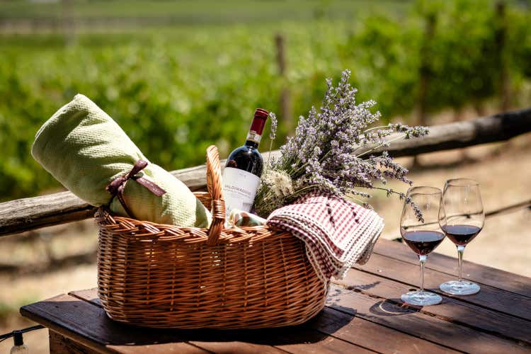 Il picnic tra le vigne è firmato Gianfranco Vissani