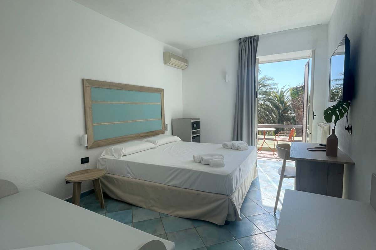 Hotel Ischia San Nicola design essenziale e natura travolgente