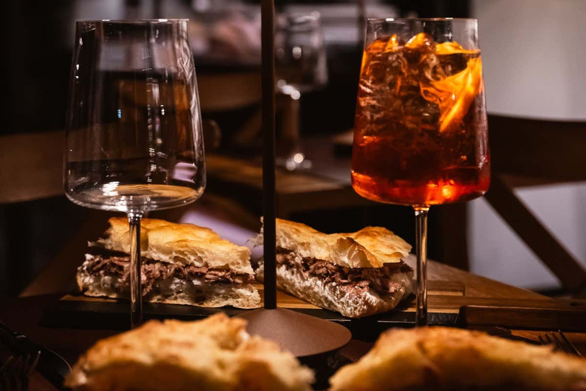 Tre è meglio di due: Infinito Barberino è caffè bistrot, pizzeria e ristorante Tre è meglio di due: Infinito Barberino è caffè bistrot, pizzeria e ristorante