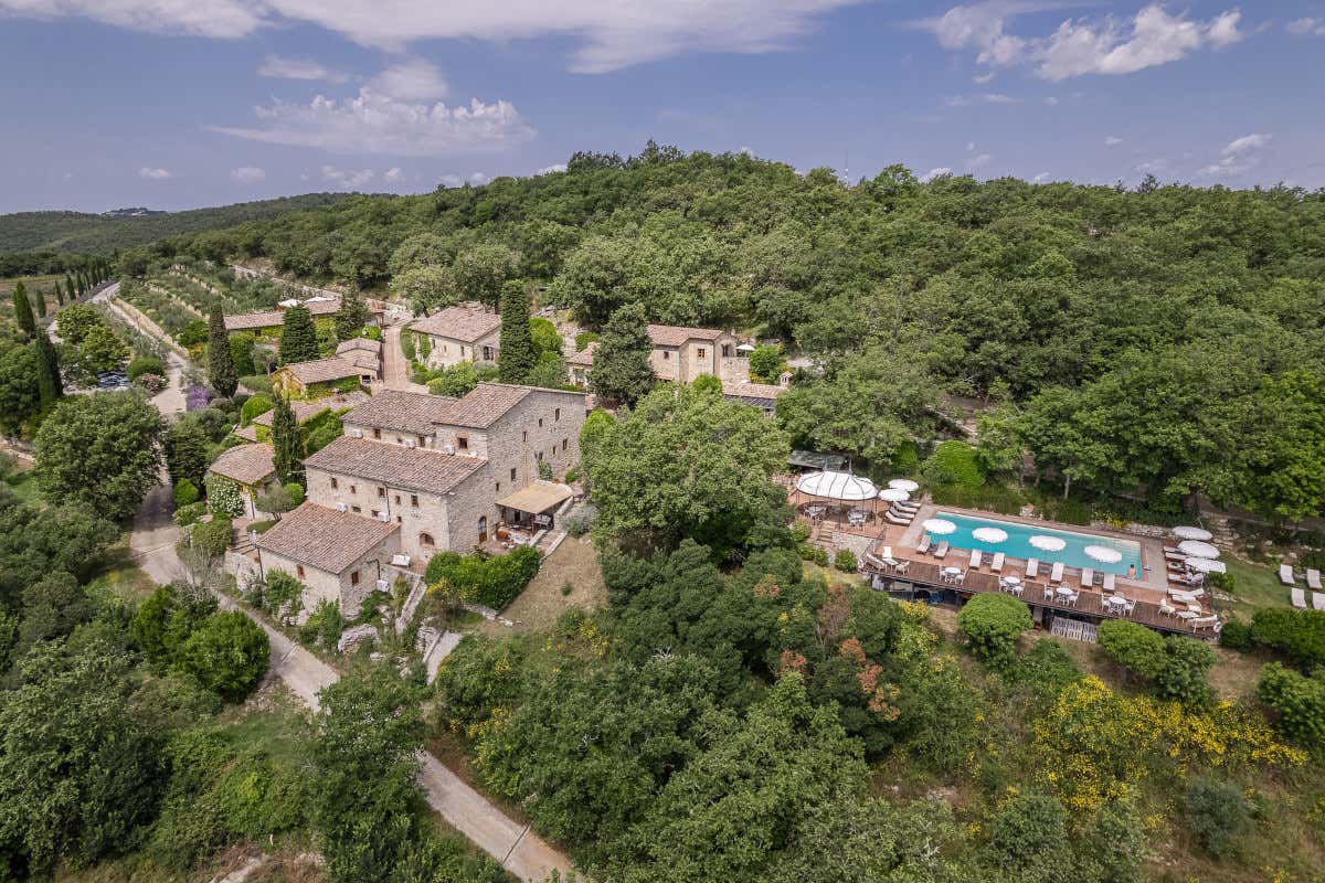 Nel Chianti Classico tra cantine storiche, borghi incantati e wine relais