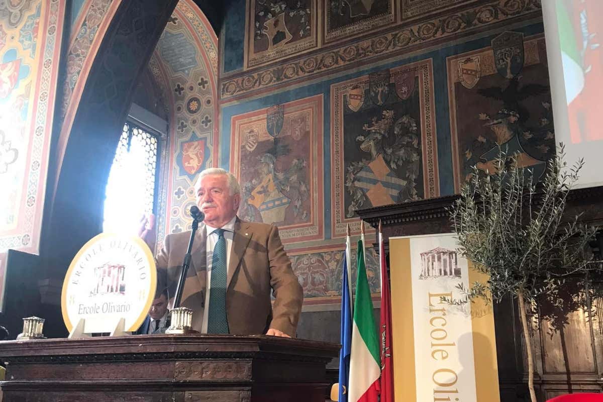 Giorgio Mencaroni Ercole Olivario: ecco i 12 oli vincitori