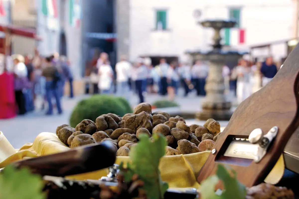 Alte Marche, Festival dell&rsquo;alogastronomia ad Apecchio, con birra e tartufo