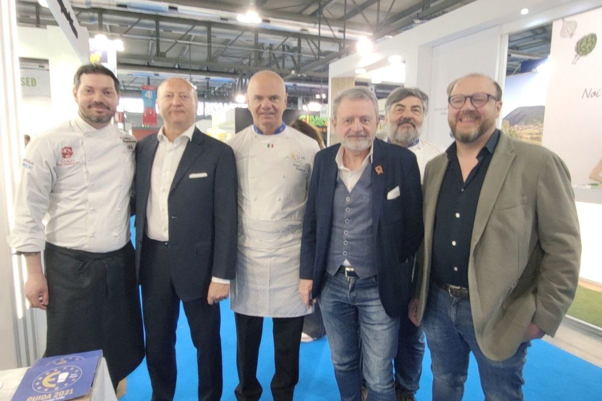 Milano traccia la cucina del futuro tra ingredienti freschi e realmente sostenibili