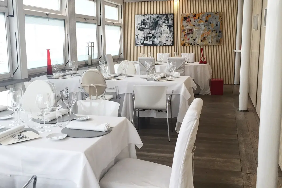 Mangiare da Uliassi a Senigallia, tra sperimentazioni e grandi classici