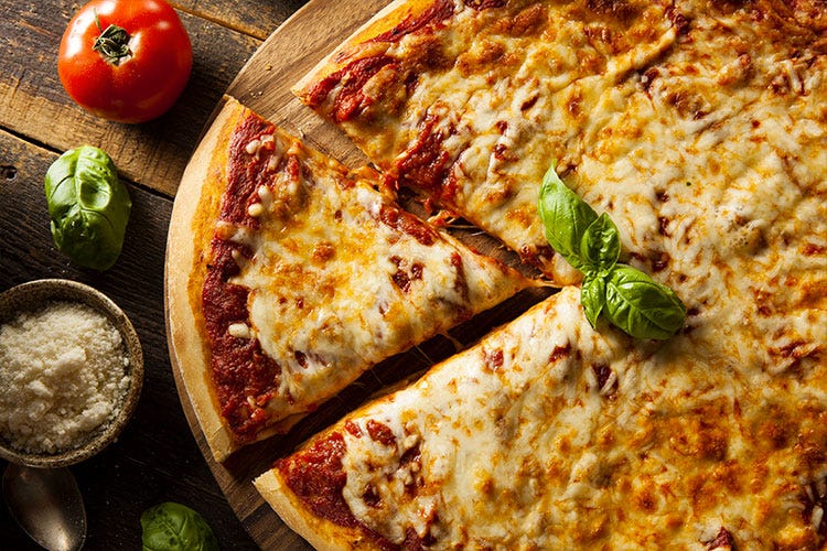 La pizza margherita - Il 2020 incorona la pizza in casaMozzarella ingrediente vincente