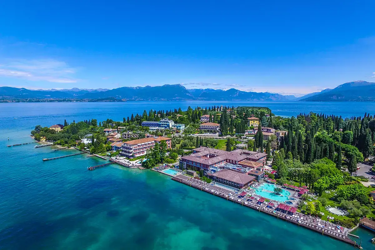 Paradiso acquatico Terme di Sirmione, i paradiso del benessere vista lago