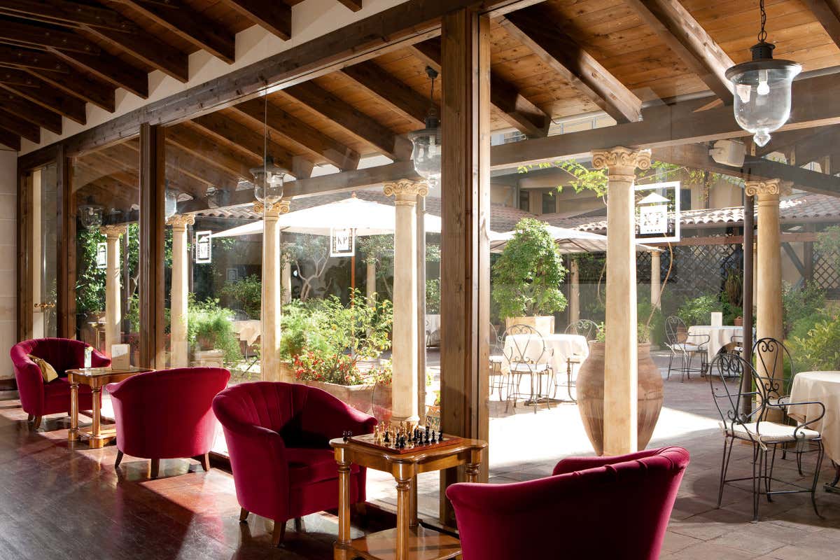 Fiction italiane al femminile, ecco dove dormire in Italia per sentirsi sul set