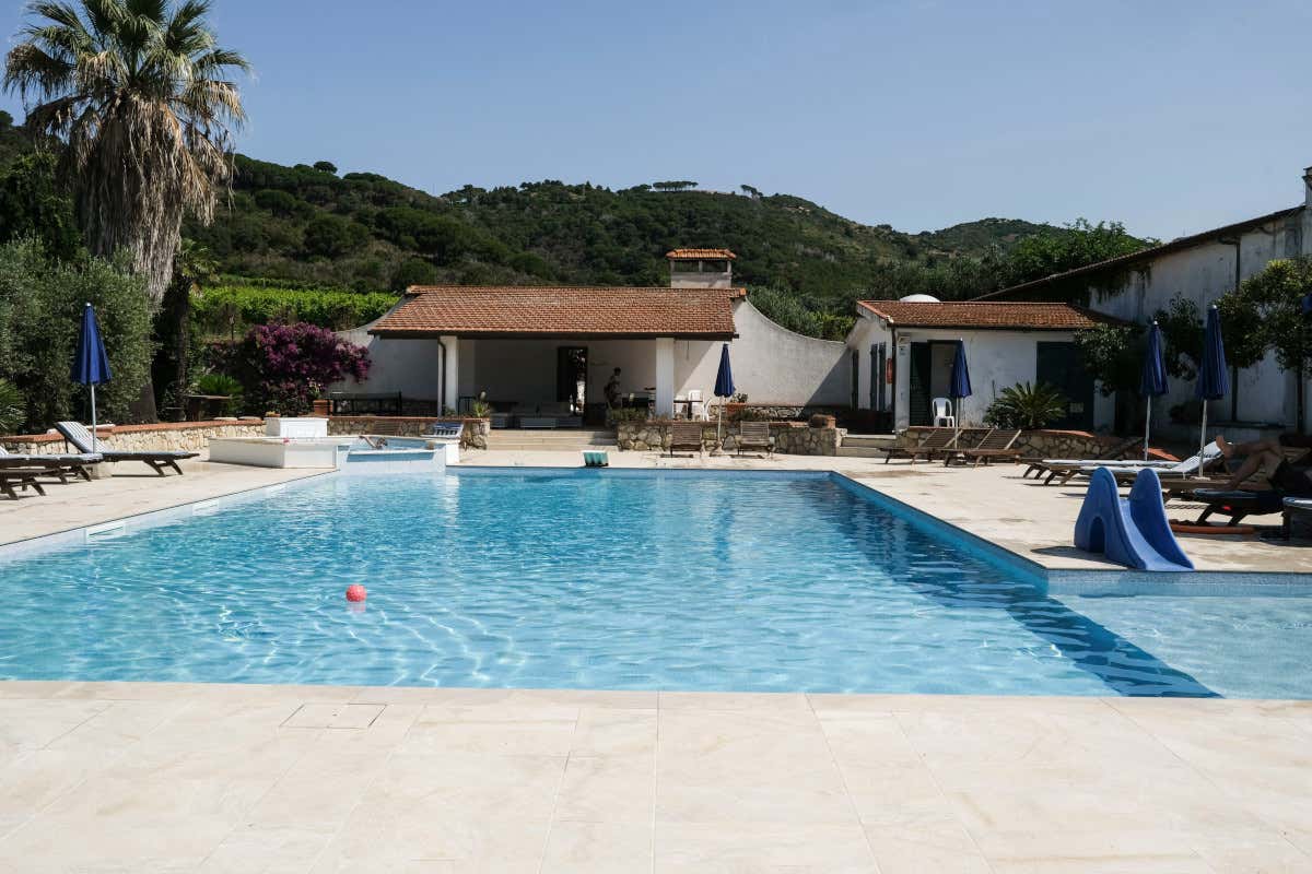 Dieci esperienze imperdibili sull’Isola d’Elba tra immersioni, balene e miniere