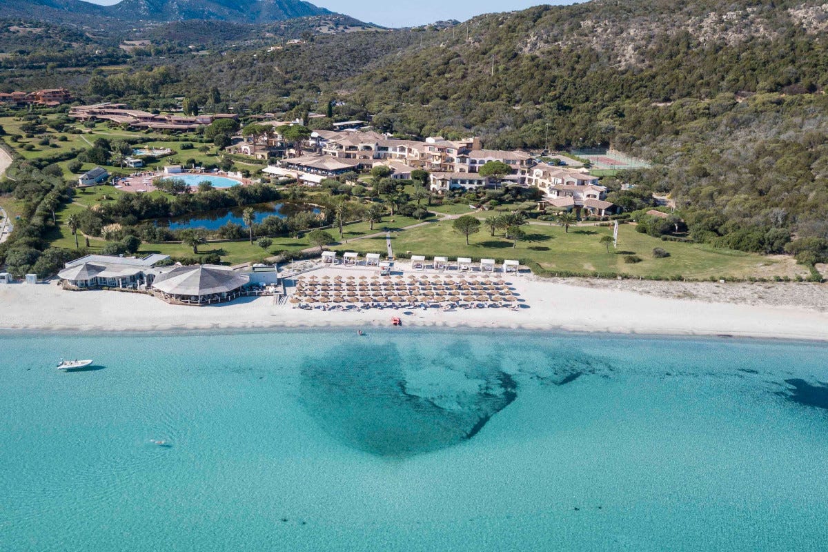 Barù sbarca in Sardegna: Braci Beach Edition all'Hotel Abi d'Oru