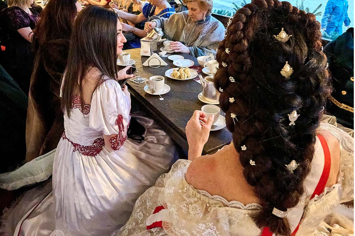 Il Carnevale secondo la Principessa Sissi: succede a Madonna di Campiglio