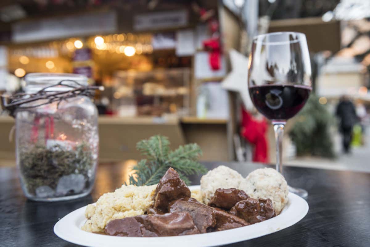 Tutte le attrazioni gourmet dei mercatini di Natale di Merano