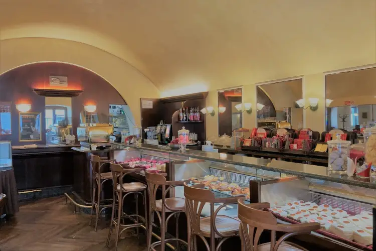 Tommaseo, ottima cucina nel caffè più antico di Trieste