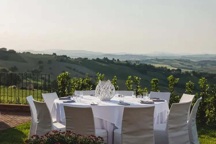 Moncaro, il buon vino delle Marche in uno scrigno