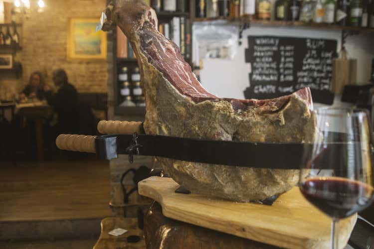 Nova Taberna a Corinaldo, ristorantino panoramico con vista mozzafiato