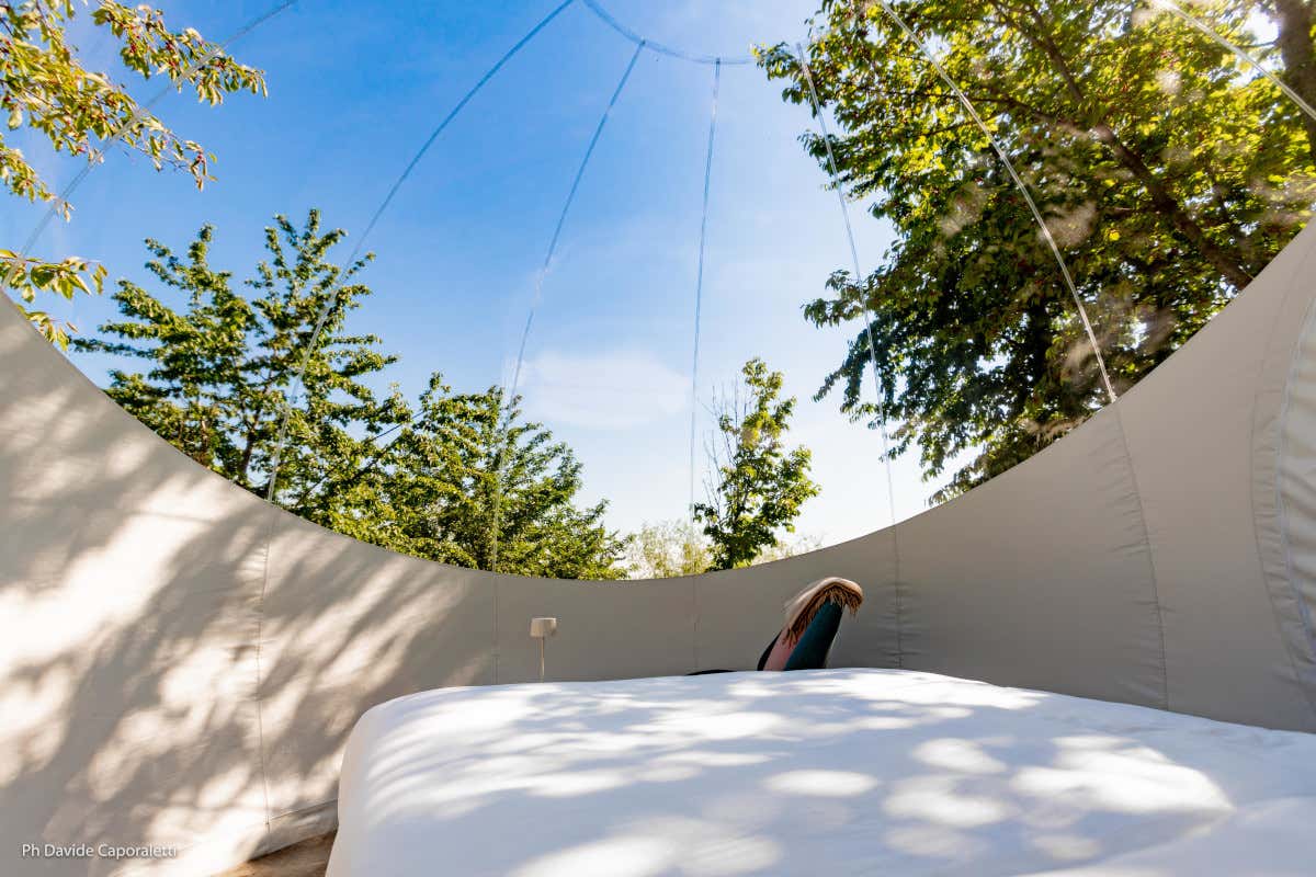 FOTO La Bolla del Borgo a Corinaldo, questa “stanza” non ha più… soffitto FOTO La Bolla del Borgo a Corinaldo, questa “stanza” non ha più… soffitto