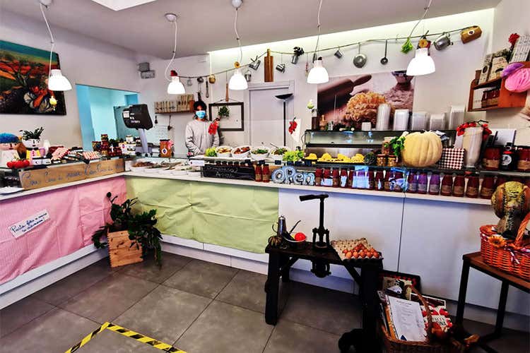 La bottega del pastificio Graziano - Pizza, pasta fresca e couscous Una cucina di casa a Palermo La bottega del pastificio Graziano - Pizza, pasta fresca e couscous Una cucina di casa a Palermo