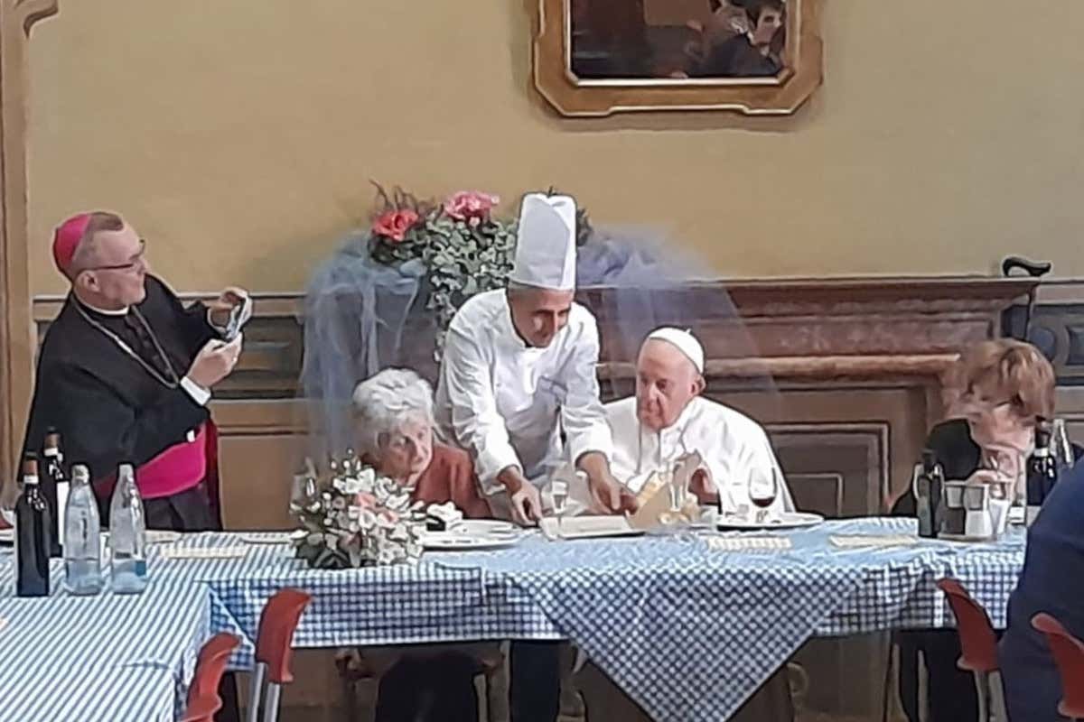 La torta di Papa Francesco per la cugina Carla: sette strati e ricetta esclusiva