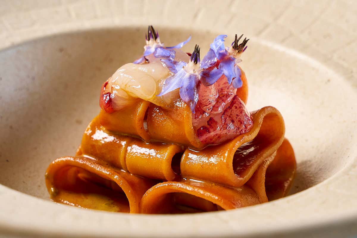 The View by Valerio Braschi: la cucina che unisce mare e terra a Milano