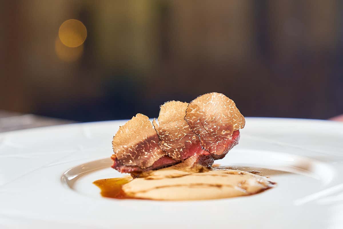 Una terrazza su Piazza Duomo: la nuova casa di The View di Valerio Braschi