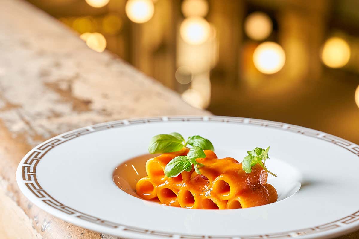 Una terrazza su Piazza Duomo: la nuova casa di The View di Valerio Braschi