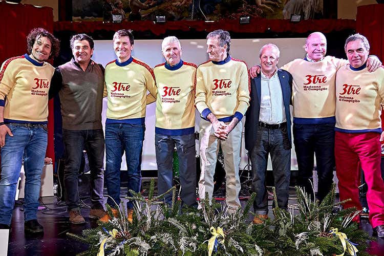 Giorgio Rocca, Alberto Tomba, Ivica Kostelic, Henry Brechu, Piero Gros, Lorenzo Conci - presidente del Comitato 3Tre, Marc Girardelli, Ivano Edalini (3Tre, non solo slalom Tre giorni di eventi speciali)