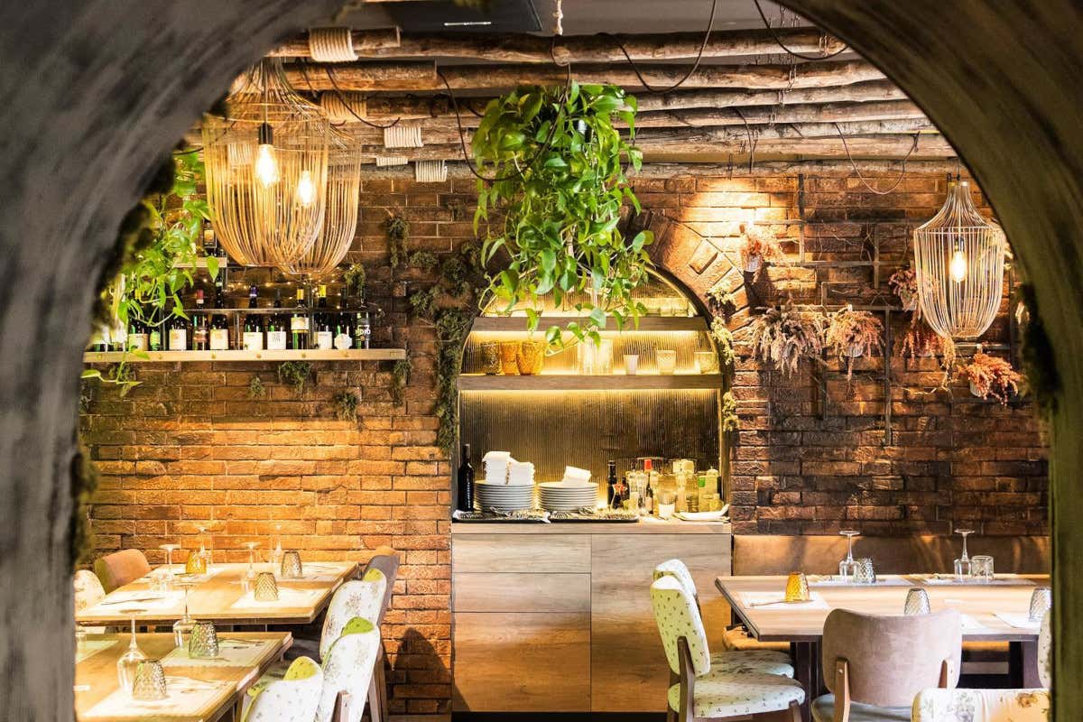 Come in una casa di Napoli: ecco cosa si mangia da Ostaria Pignatelli