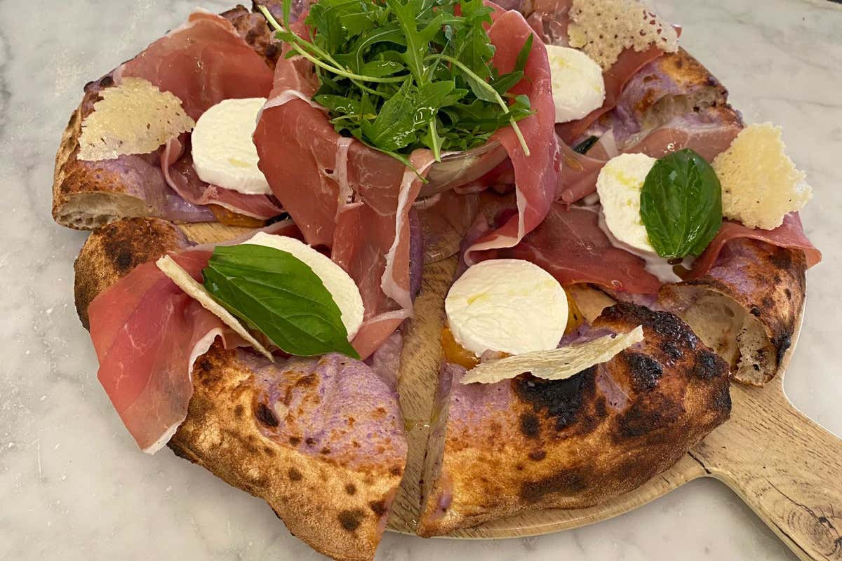 Pizza napoletana, pinsa romana e piadina alla Pizzeria Gourmet Agorini