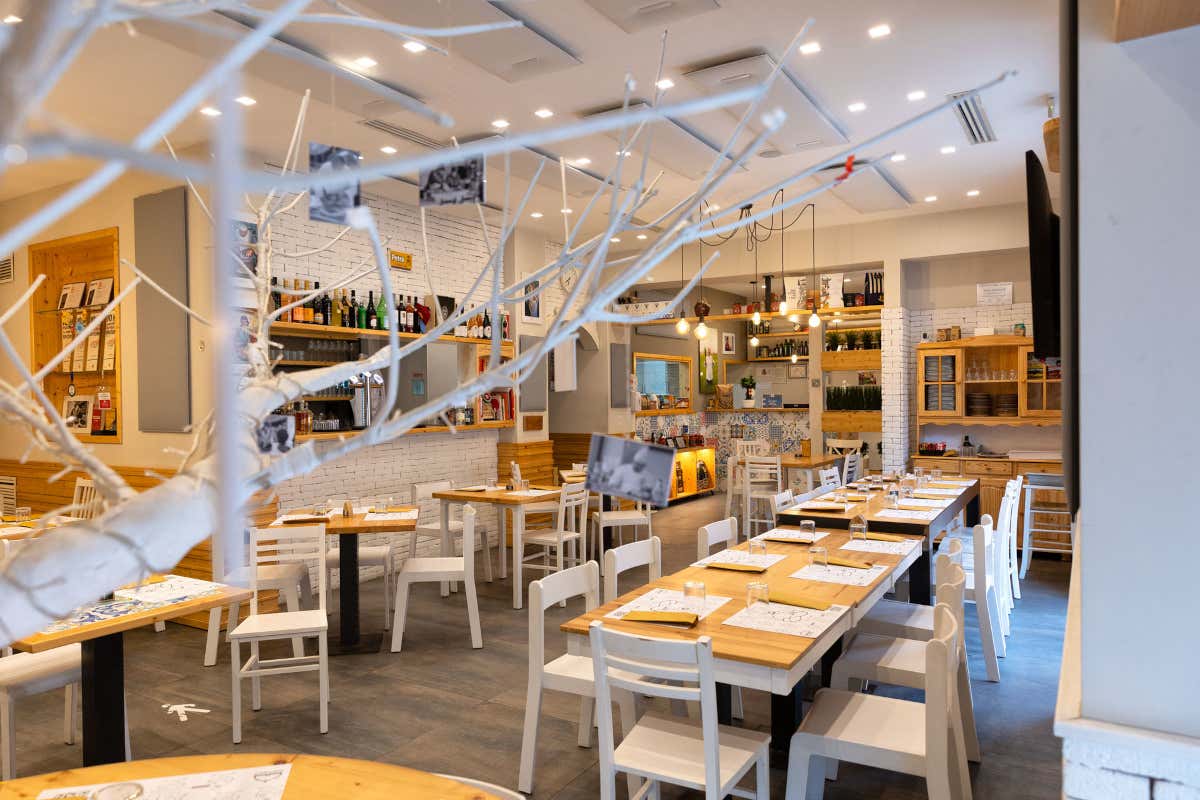 Pizza? No Pizzellessa! Si mangia alla Pizzeria Doro Gourmet di Macerata Campania Pizza? No Pizzellessa! Si mangia alla Pizzeria Doro Gourmet di Macerata Campania