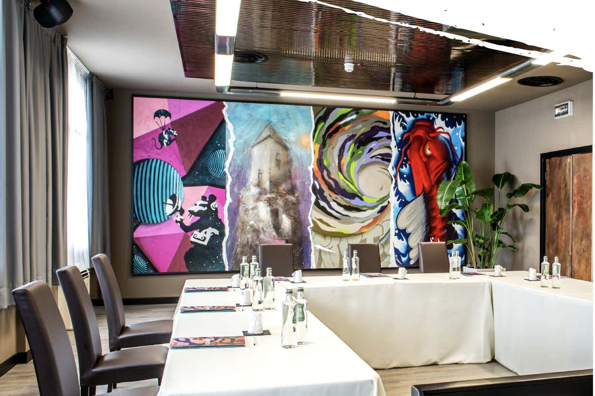 Quando la street art entra in camera: ecco il Muraless Art Hotel