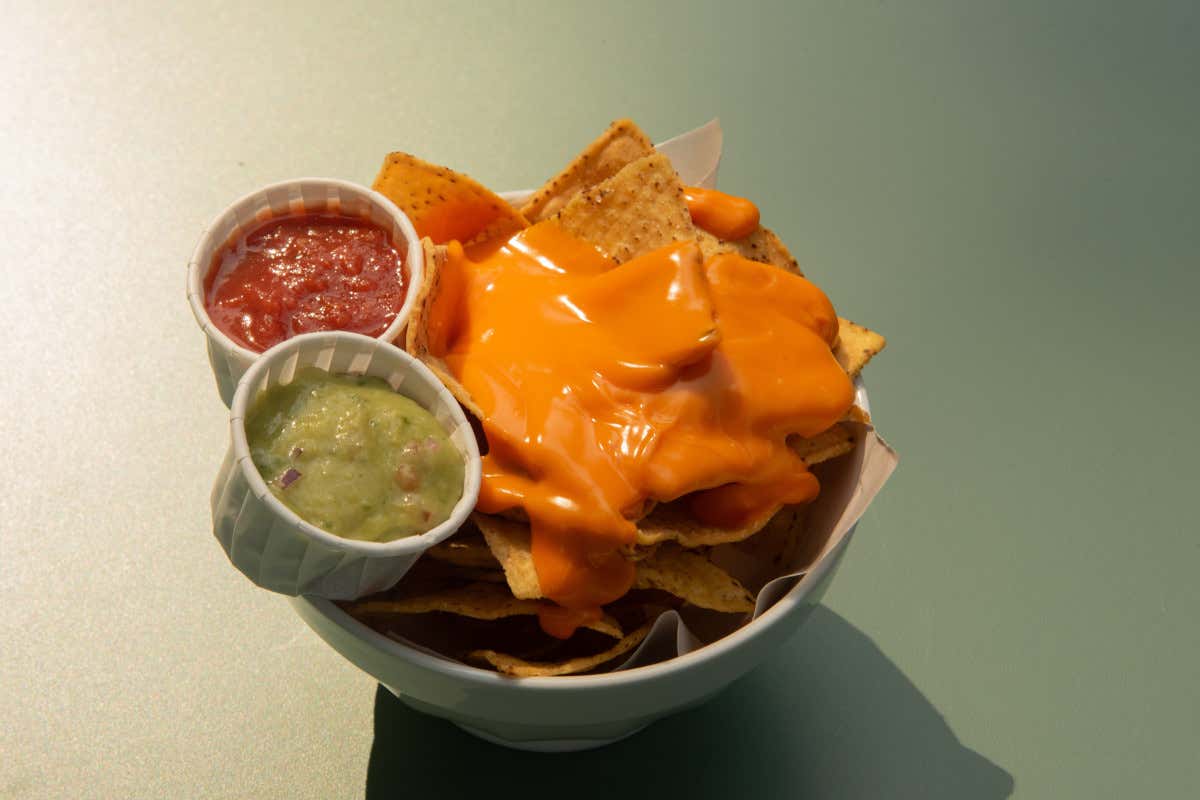 Estate a Roma? C'è Sponda, il nuovo ristorante sulle rive del fiume Aniene