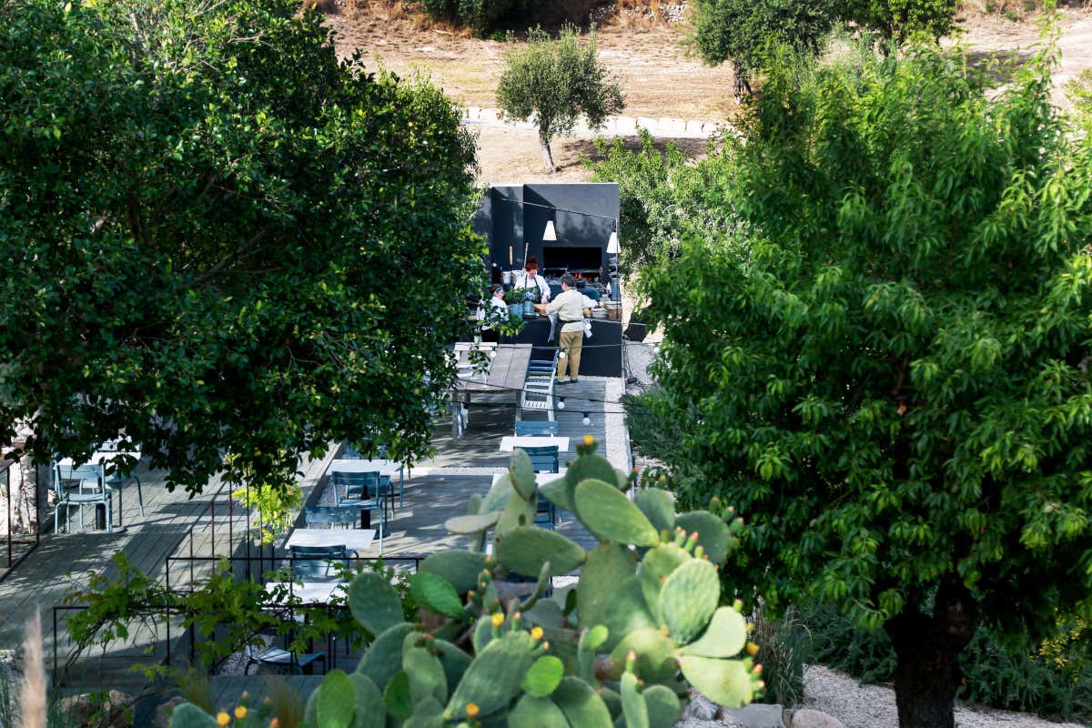 La cucina con il fuoco secondo Viviana Varese al W Villadorata Country Restaurant