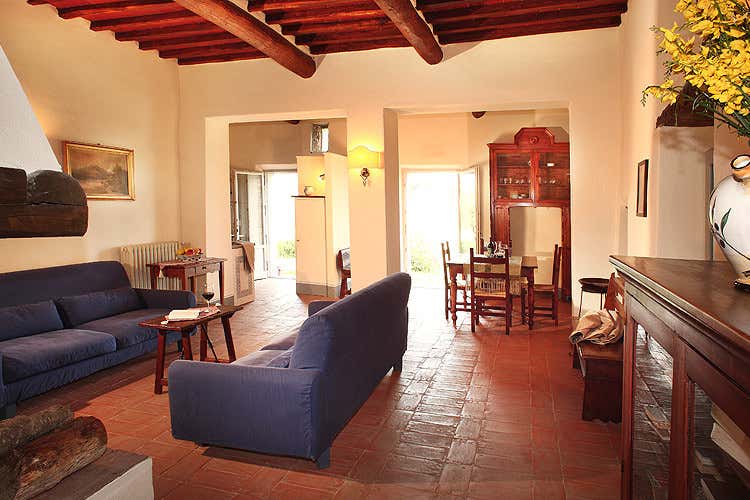 Podere La Casa di Tenuta Caparzo, vacanze di gusto tra i vigneti di Montalcino