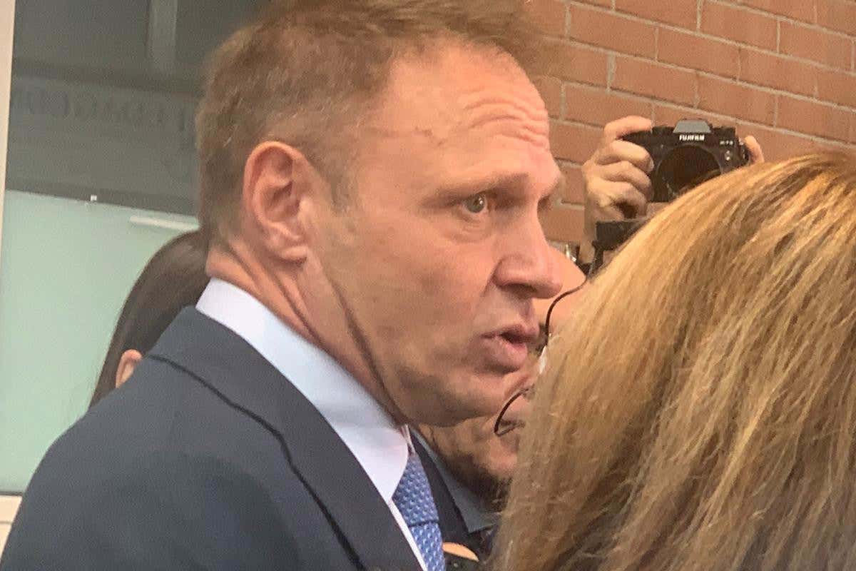 Il ministro dell’Agricoltura e della sovranità alimentare e forestale Francesco Lollobrigida Maxi tavola da 400 persone per la festa del Centro agroalimentare Roma