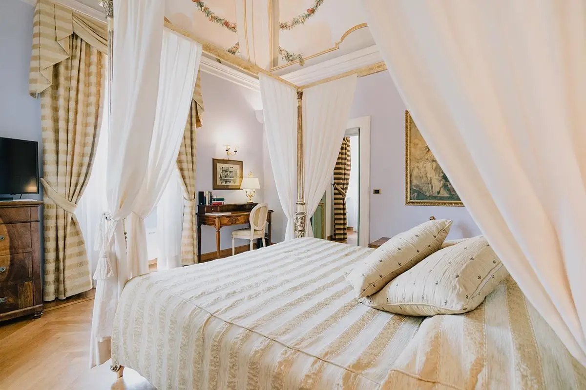 Soggiorno da film alla Villa Marchese del Grillo di Fabriano