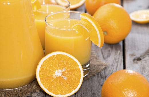 Stop in Italia all’aranciata senza arance 
Sale al 20% la quantità minima di succo