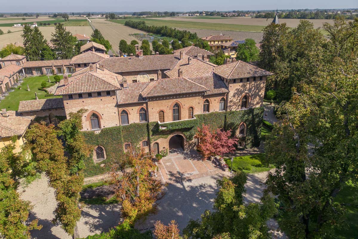 C'è una Dama al Castello di San Gaudenzio: entriamo nel nuovo ristorante